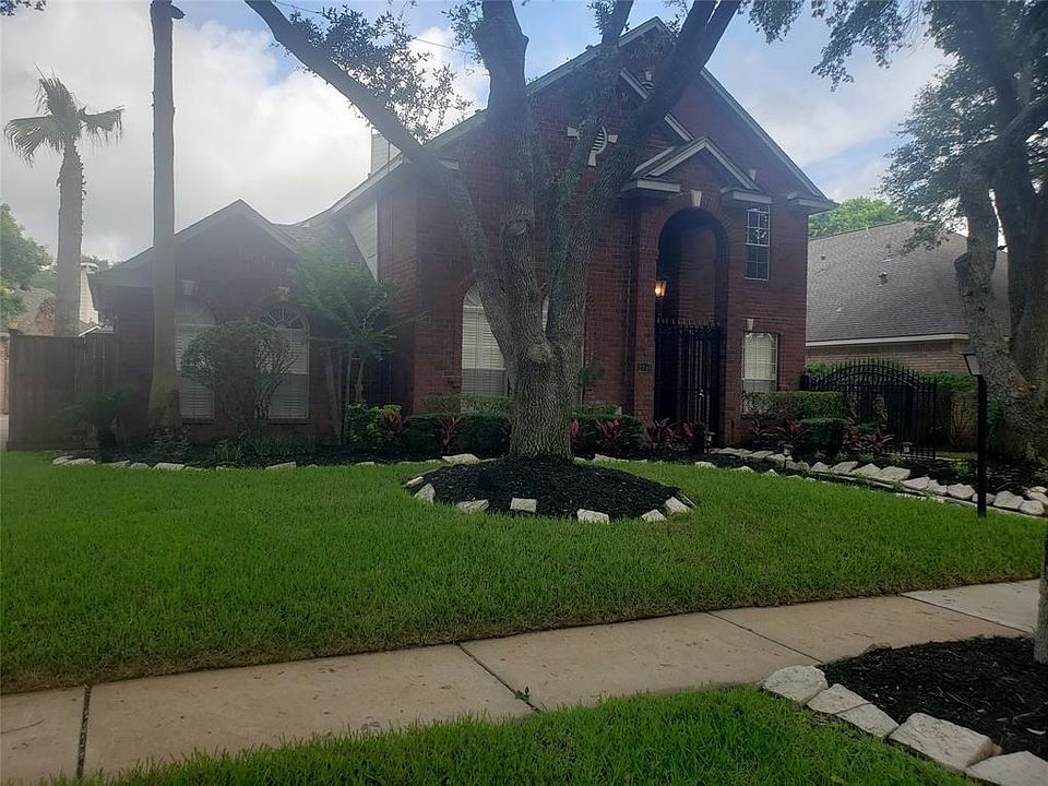 2nd image of 2714-2710 Gregway Ln