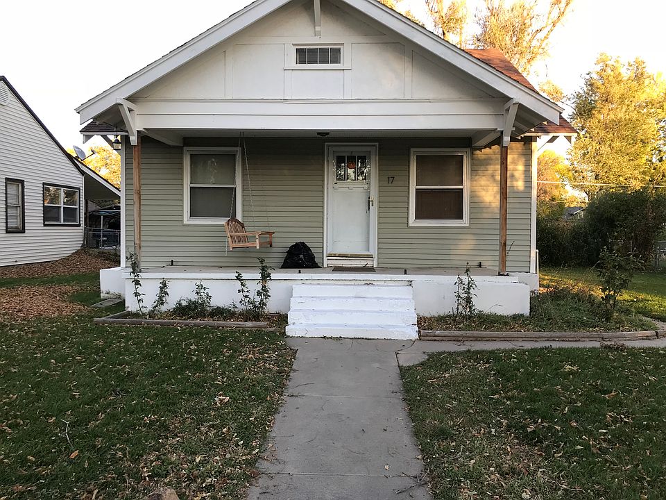 1st image of 17 Cottonwood Ave