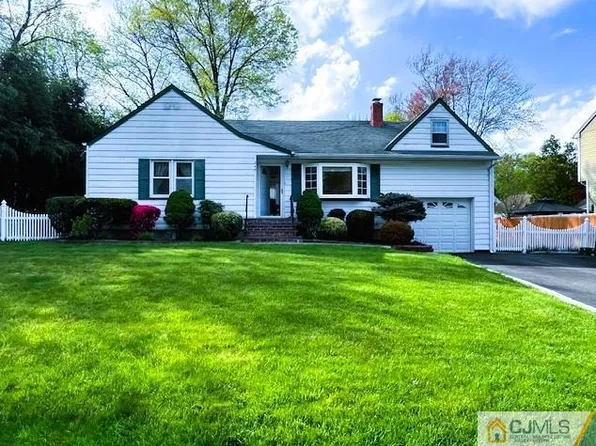 245 King St, Fanwood, NJ 07023