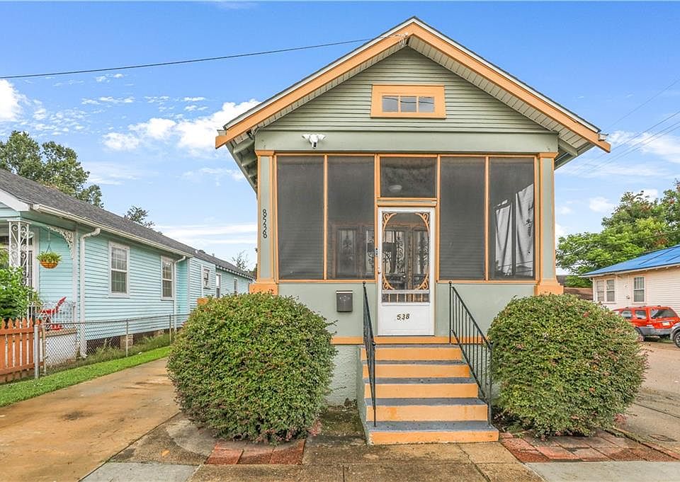 1st image of 8538 Apricot St