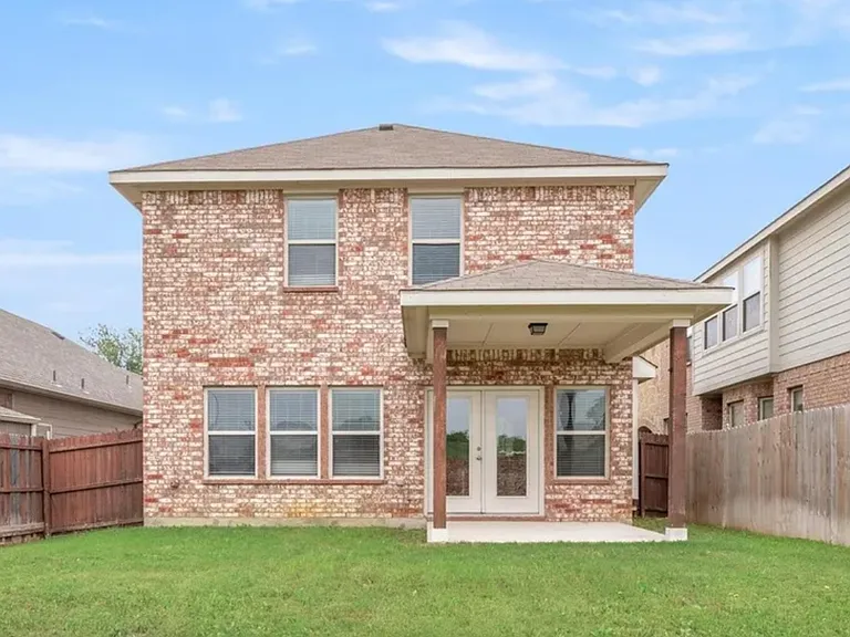 2745 Bretton Wood Dr — Photo 2