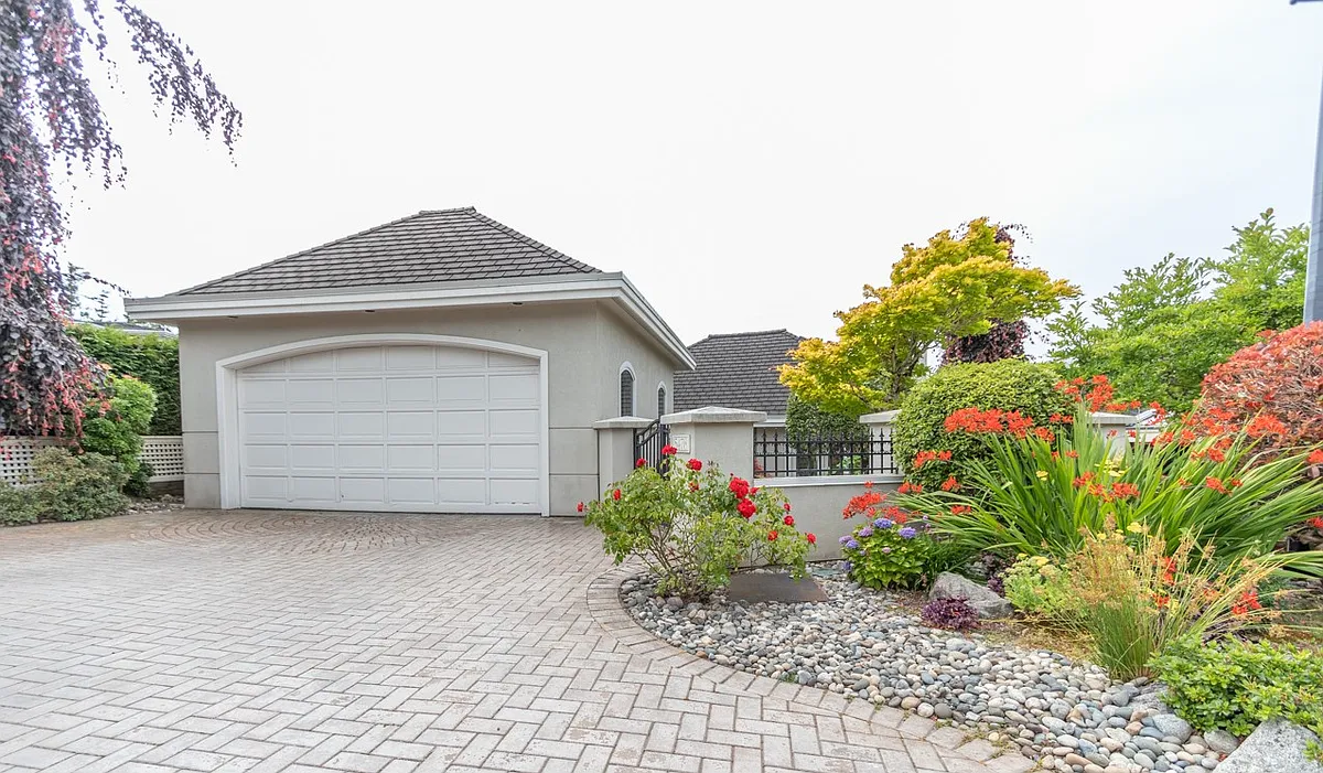 Building Photo - 5478 W Vista Ct