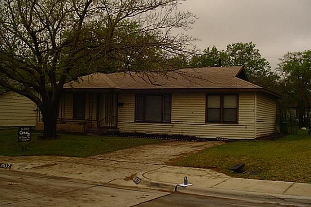 1st image of 3517 Beverly Dr