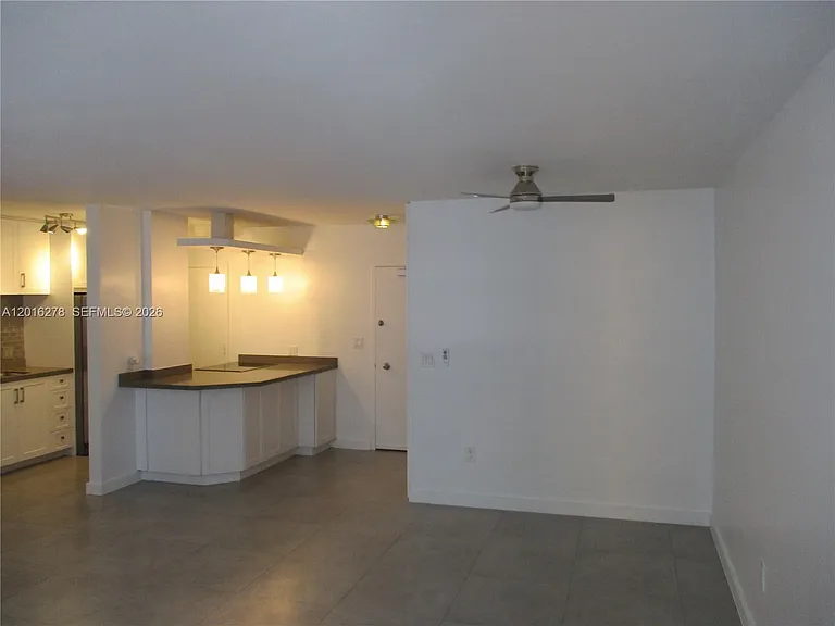 5313 Collins Ave #1111 — Photo 19