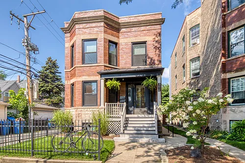 3615 N Hoyne Ave #1 Photo 1