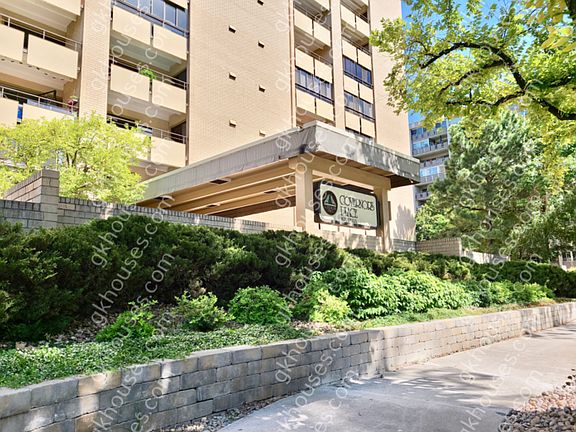 2nd image of 800 N Pearl St APT 605