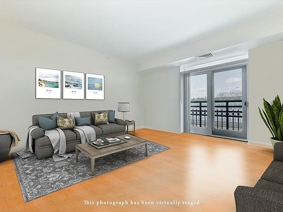 3rd image of 88 Wharf St Unit 501