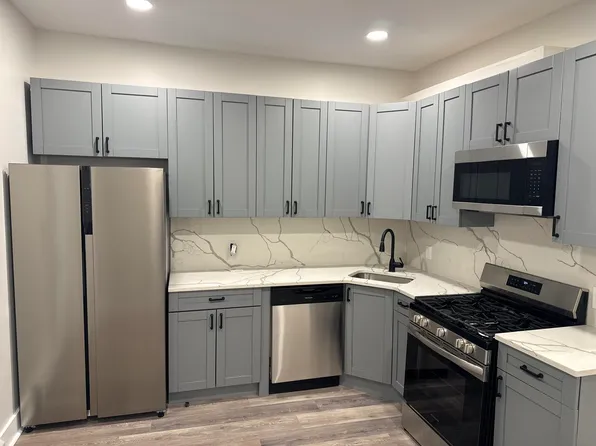 655 Avenue C image 15 of 20