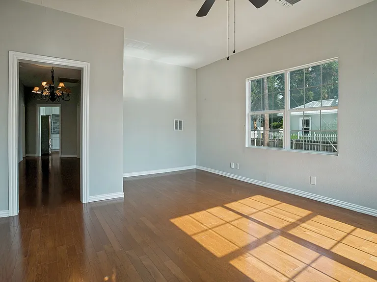 2219 N Flores St — Photo 4