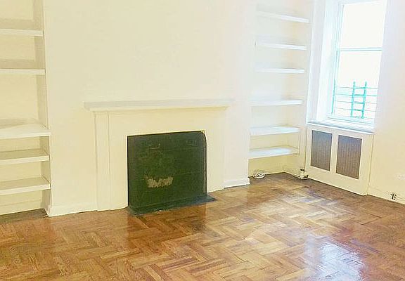 4th image of 128 E 35th St #4B