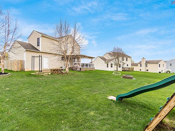 2nd image of 11785 Chanticleer Dr NW