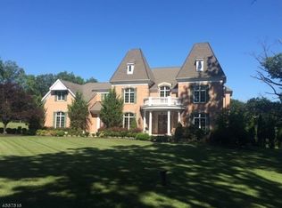 52 Cooks Cross Rd, Pittstown, NJ 08867