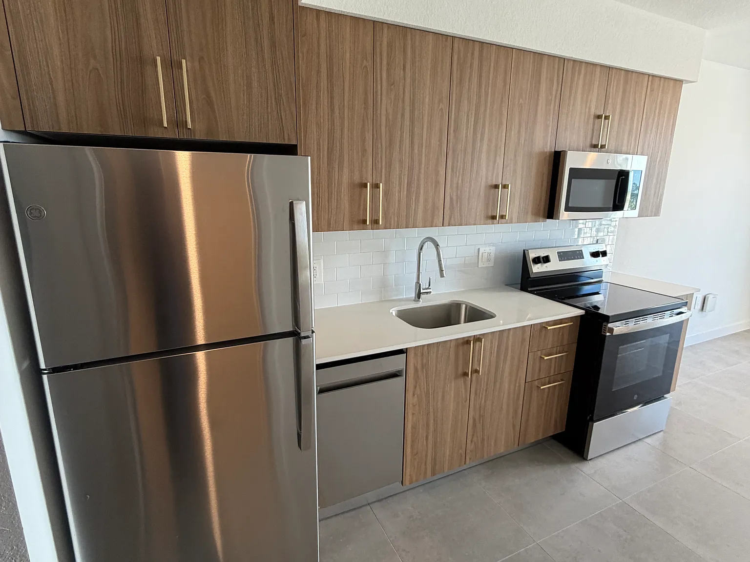 Studio, 475 sqft, $1,800 — Photo 1