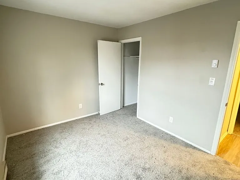 2208 S Main St — Photo 9