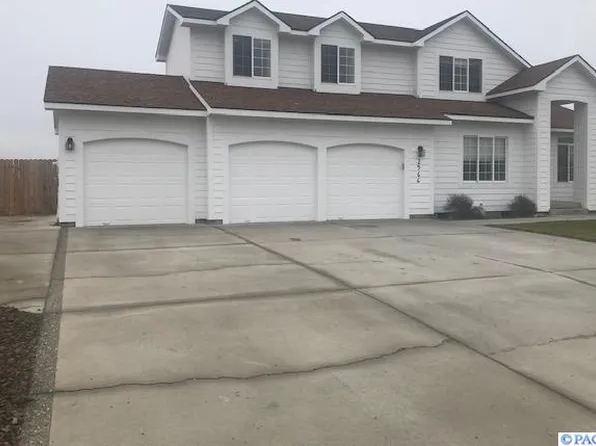 2966 Lorayne J Blvd, Kennewick, WA 99338
