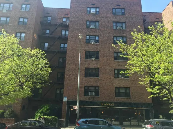 99-05 58th Ave Floor 1, Corona, NY 11368