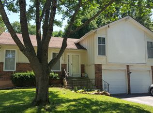 2137 E 151st Ter, Olathe, KS 66062