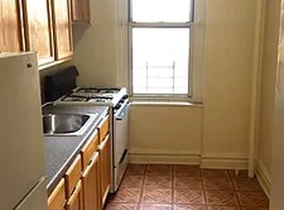 25 Yale St #1B, Staten Island, NY 10303