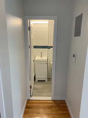 Rented by Voro New York | media 25