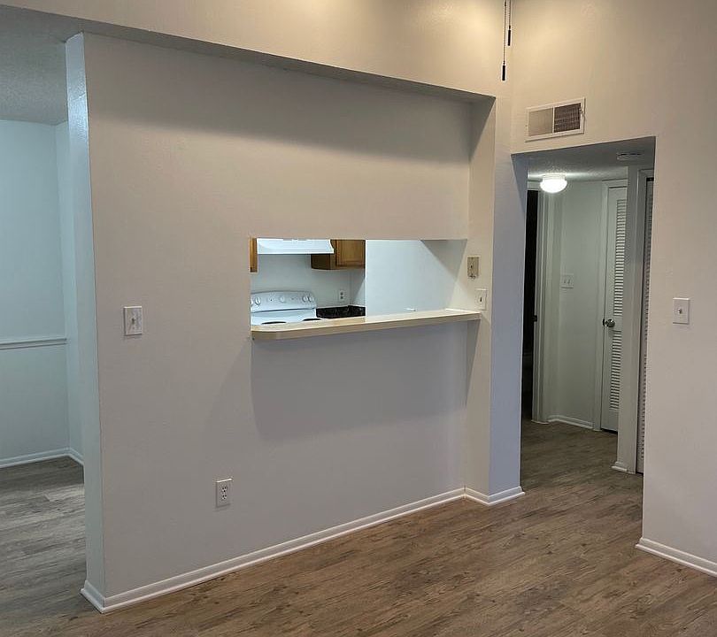 1st image of 4649 Cason Cove Dr APT 2527