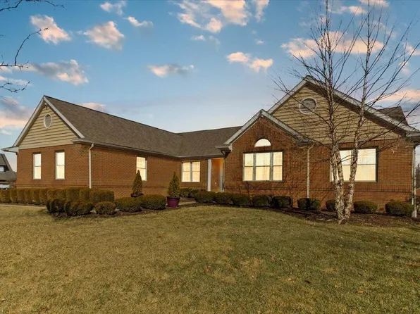 2682 Courtney Pl, Lewis Center, OH 43035