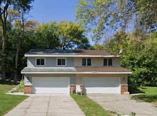 6231 Larch Ln N, Maple Grove, MN 55369