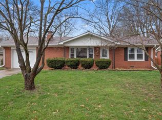 33 Eastland Dr, Belleville, IL 62221