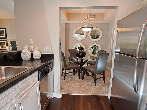 3rd image of 1750 Nantucket Cir APT 237
