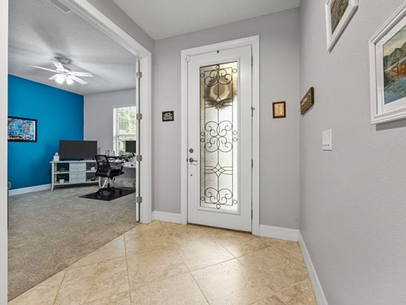 5th image of 384 Los Alamos St