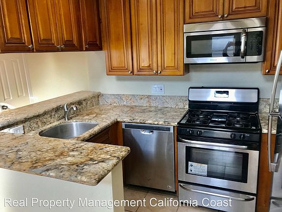 3rd image of 321 E Tamarack Ave APT 6
