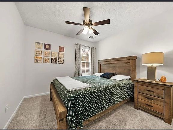 3rd image of 188 Ilex Dr