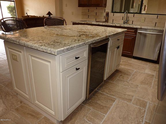 5th image of 1016 N BOULDER Drive