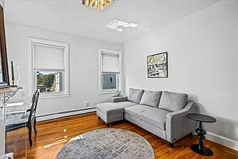 195 Bunker Hill St #3 — Photo 4
