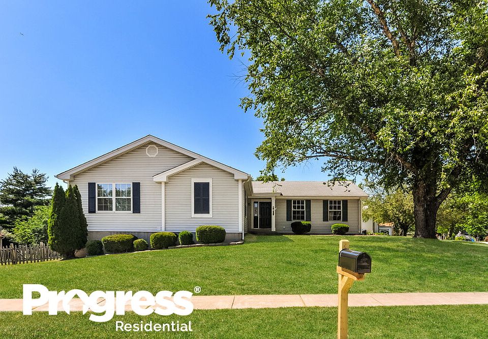1st image of 4203 River Oaks Dr