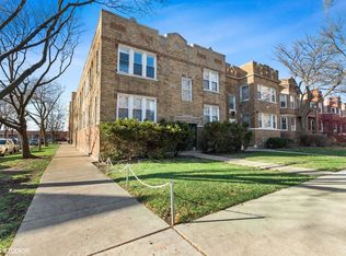 3400 N Harding Ave #2F, Chicago, IL 60618