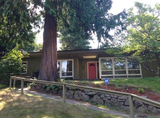 3827 NE 90th St, Seattle, WA 98115