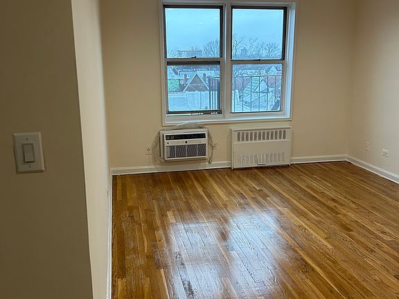 5th image of 3280-3310 Nostrand Ave #306