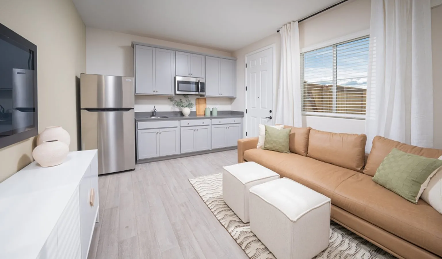 1 bed, 500 sqft, $1,400 — Photo 2