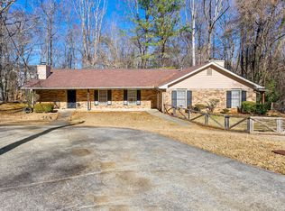 545 Holly Ridge Dr NW #B, Lilburn, GA 30047