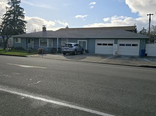 40 NW Cary St, Winston, OR 97496