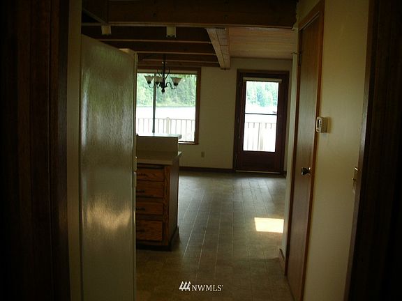 3rd image of 19031 NW 84th Drive
