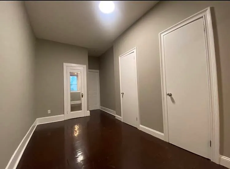 1072 Lorimer St #1 — Photo 11