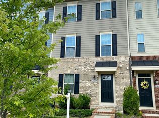 18057 Red Mulberry Rd, Dumfries, VA 22026