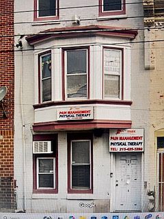 1st image of 113 E Lehigh Ave