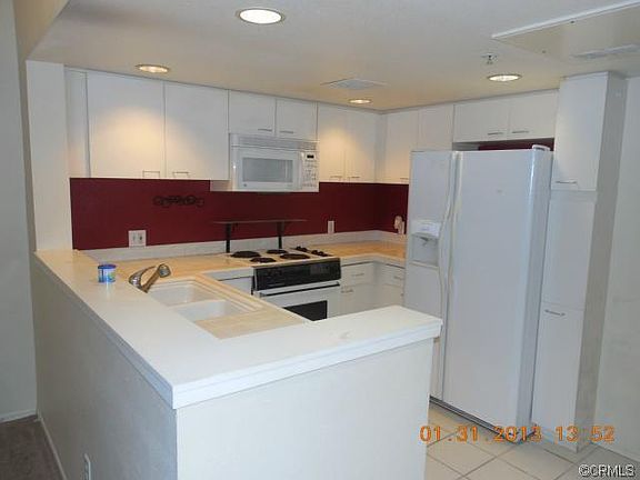 5th image of 1211 Cabrillo Ave Unit 206