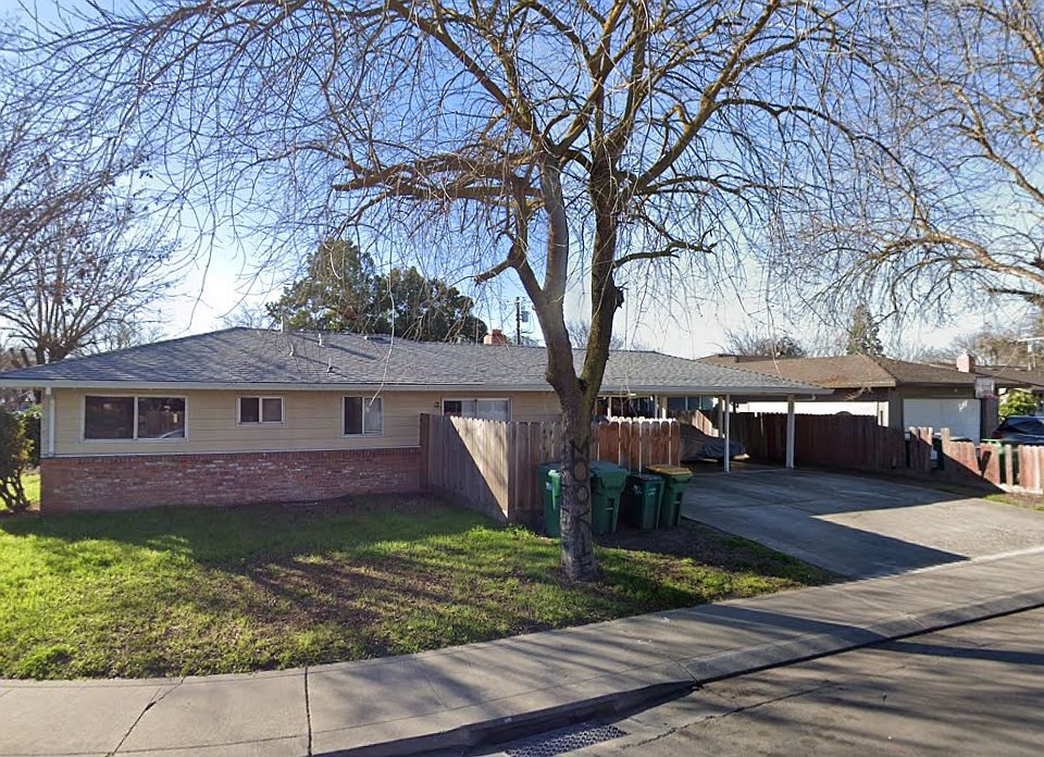 1st image of 440 Goya Dr #442