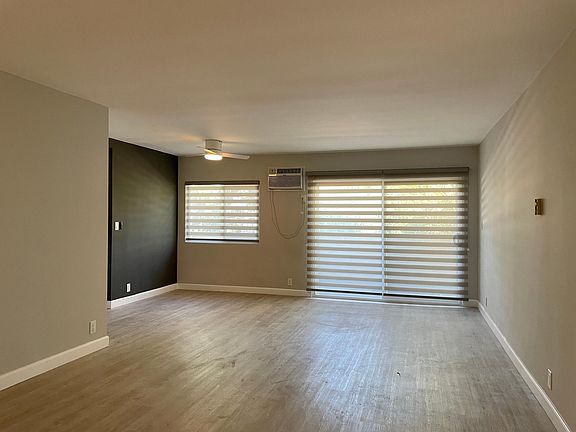 4th image of 733 N Hayworth Ave APT 6