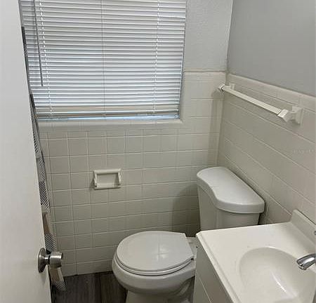 5th image of 707 20th Ave S #2