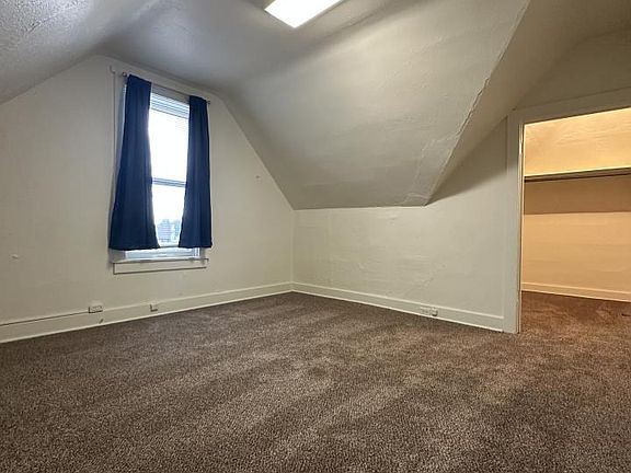 5th image of 108 N 23rd St APT 2