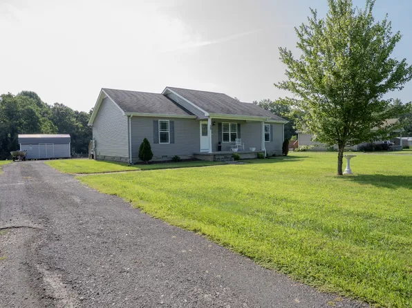 260 Miller Rd, Lafayette, TN 37083